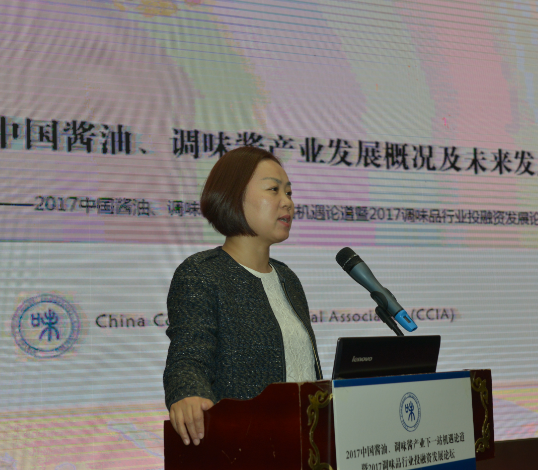 白燕1.png 小草影院