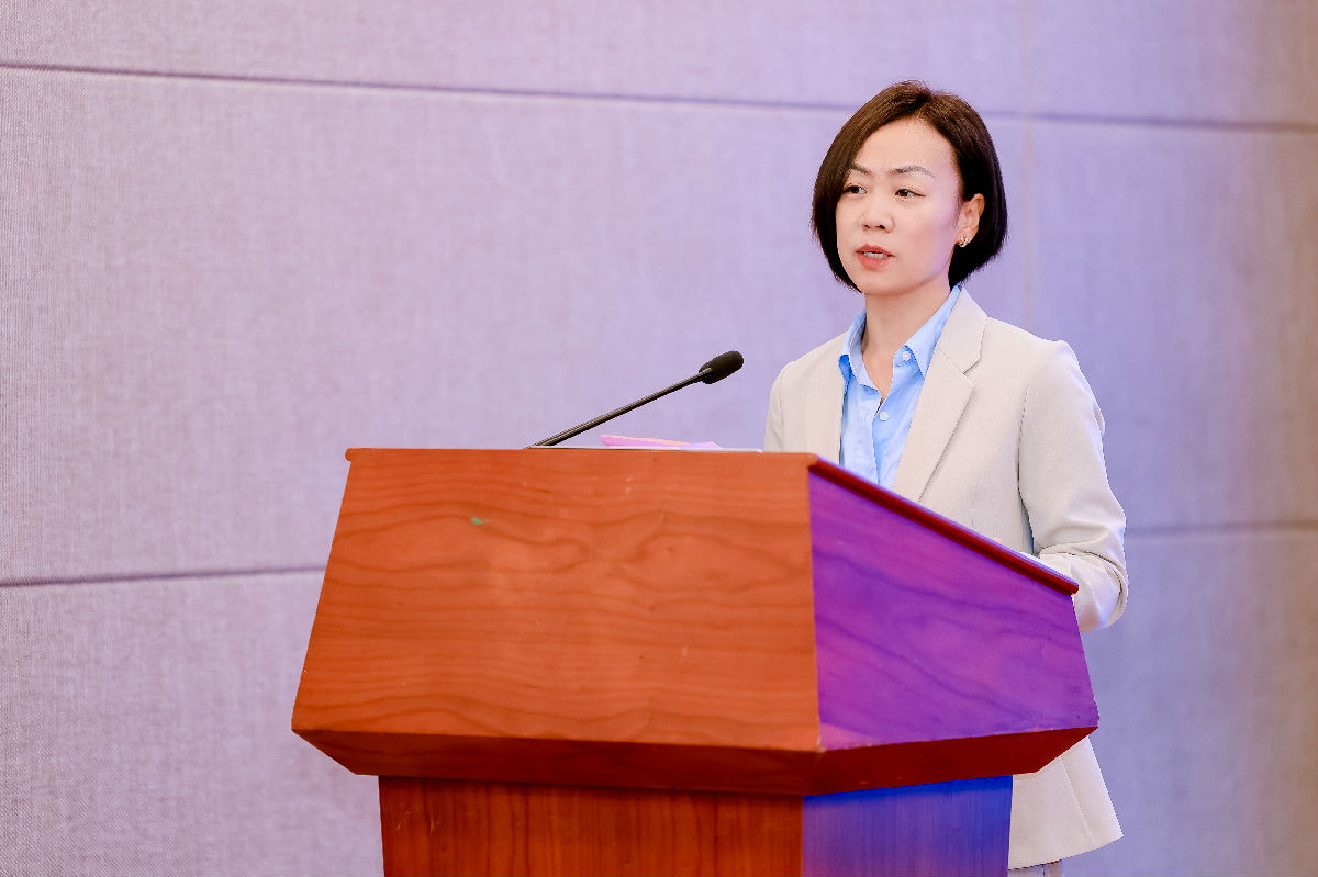 白燕修图.jpg 小草影院