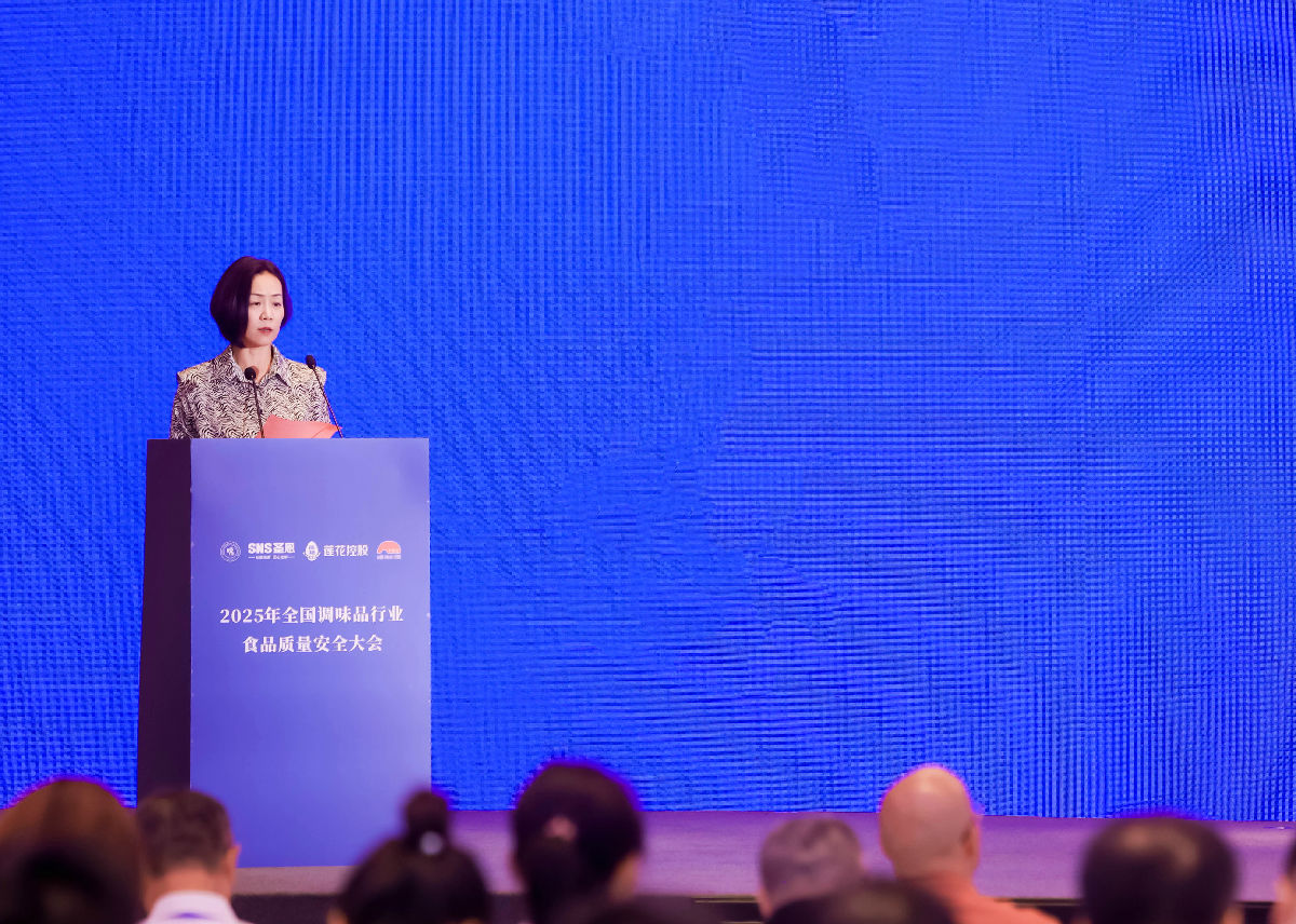 白燕1.jpg 小草影院